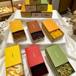 Tiramisu Box Packaging Food Grade Paper Pastry Bakery Custom Logo Printing Paper Chocolate Packaging Box